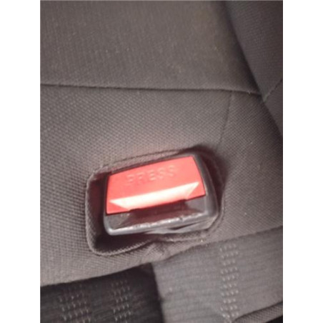 ANCLAJE CINTURON TRA. IZDO.