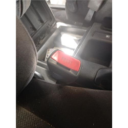 ANCLAJE CINTURON DEL. DCHO.