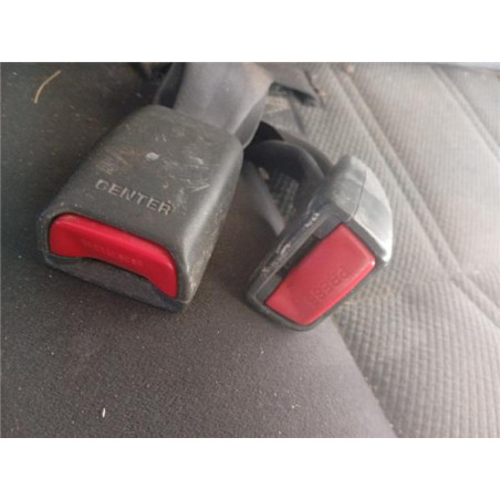 ANCLAJE CINTURON TRA. IZDO.