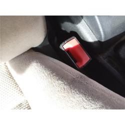 ANCLAJE CINTURON DEL. DCHO.