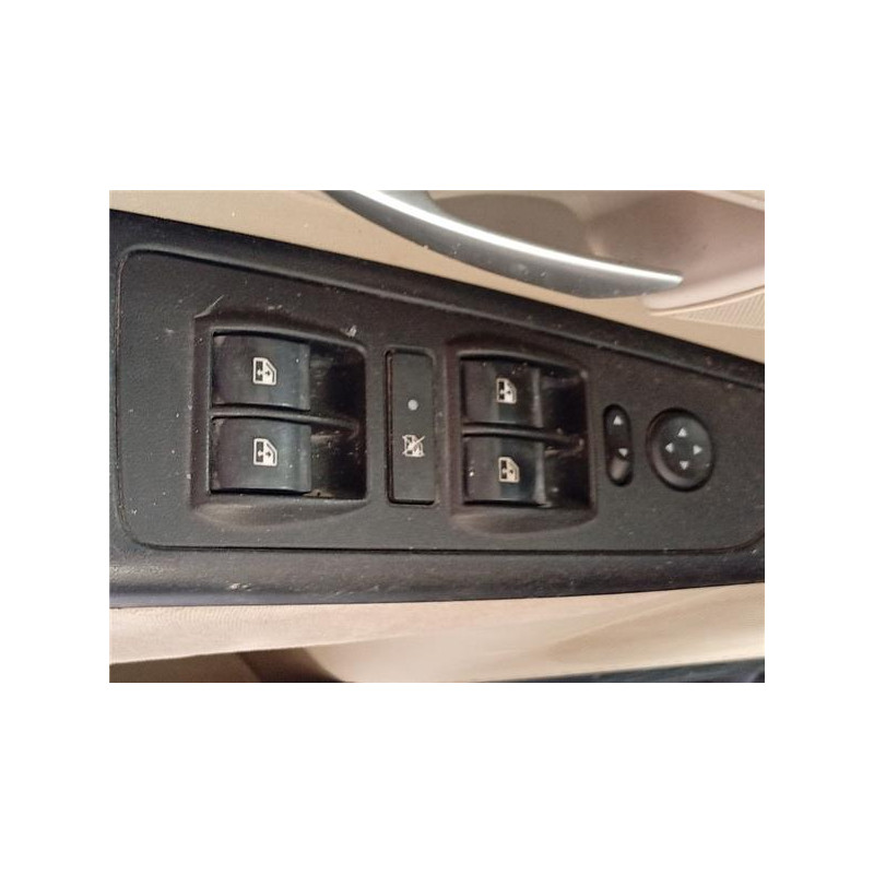 BOTONERA PUERTA DEL. IZDA.