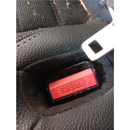 ANCLAJE CINTURON TRA. DCHO.