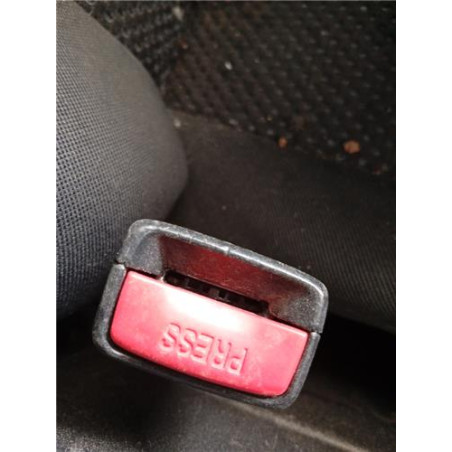 ANCLAJE CINTURON DEL. IZDO.