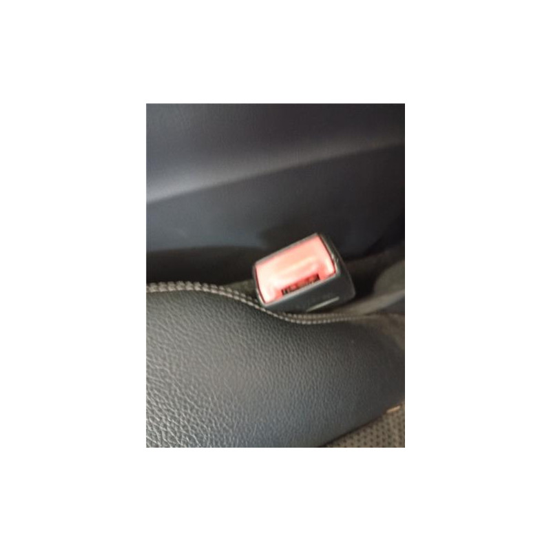 ANCLAJE CINTURON DEL. IZDO.