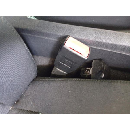 ANCLAJE CINTURON DEL. DCHO.