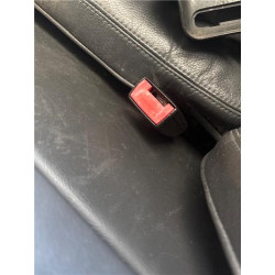 ANCLAJE CINTURON DEL. DCHO.