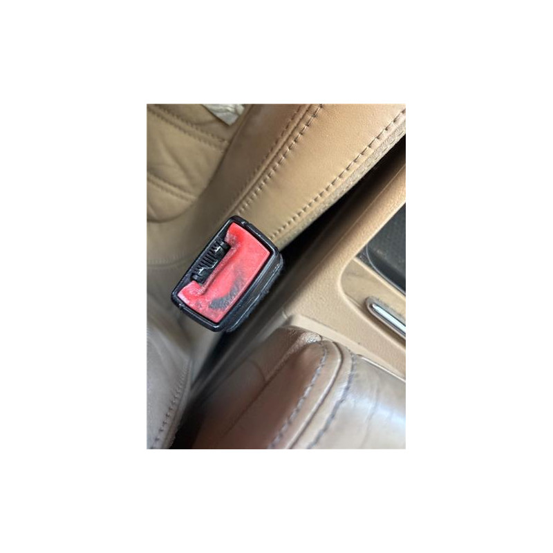 ANCLAJE CINTURON DEL. IZDO.