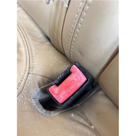 ANCLAJE CINTURON TRA. DCHO.