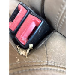 ANCLAJE CINTURON TRA. IZDO.