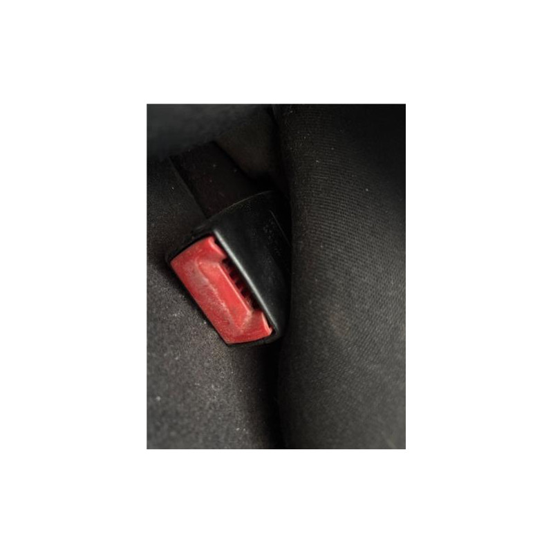 ANCLAJE CINTURON DEL. IZDO.