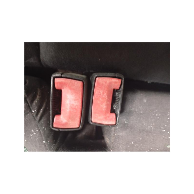 ANCLAJE CINTURON TRA. DCHO.