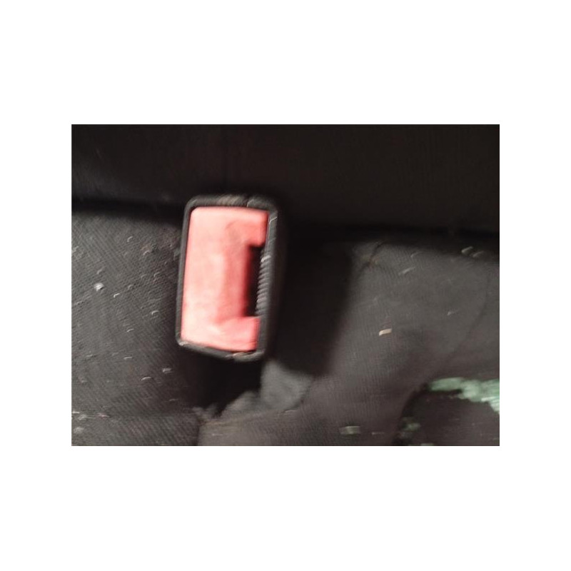 ANCLAJE CINTURON TRA. IZDO.