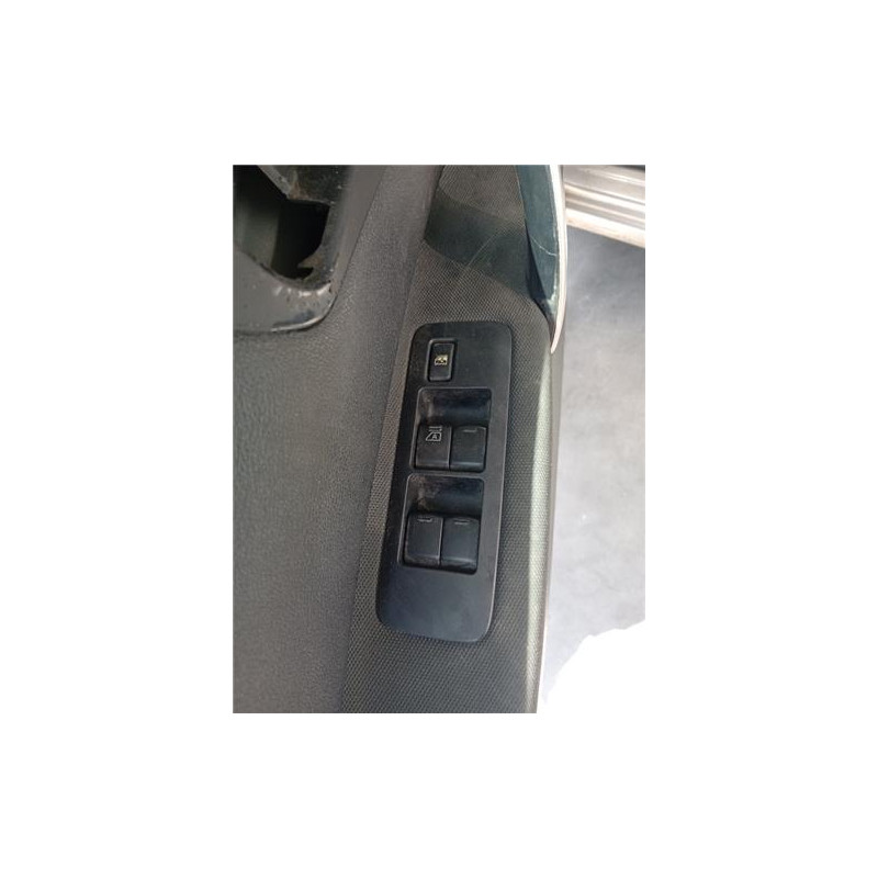 BOTONERA PUERTA DEL. IZDA.