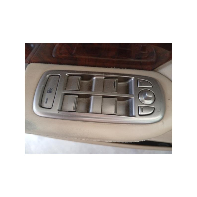 BOTONERA PUERTA DEL. IZDA.