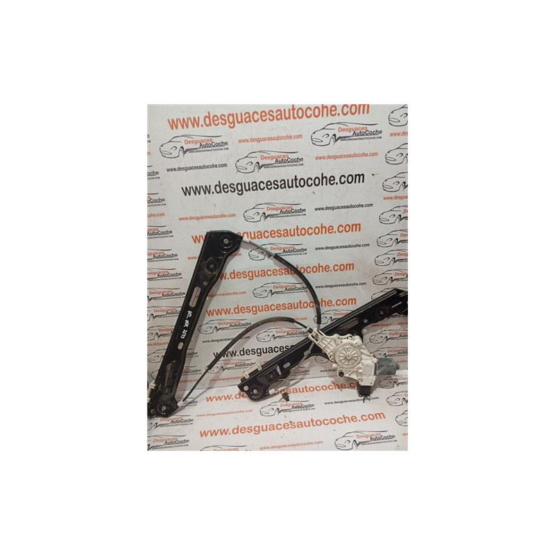 ELEVALUNAS ELECTRICO DEL. DCHO.