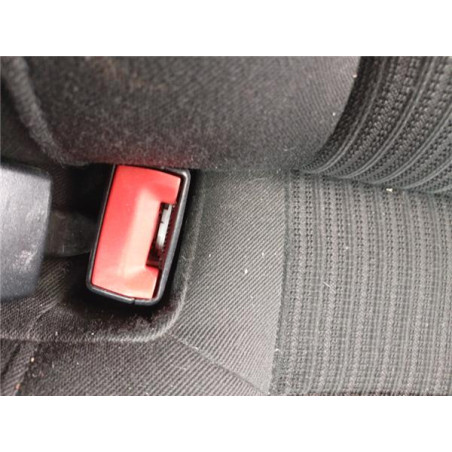 ANCLAJE CINTURON TRA. IZDO.