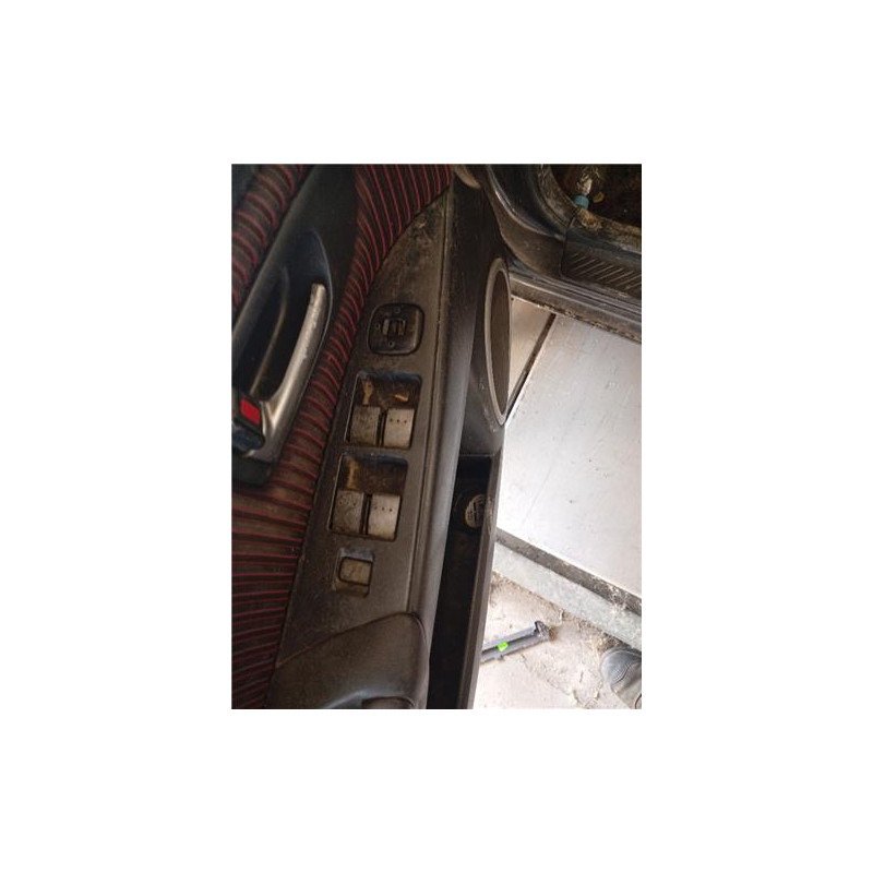 BOTONERA PUERTA DEL. IZDA.