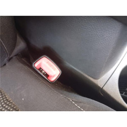 ANCLAJE CINTURON DEL. DCHO.