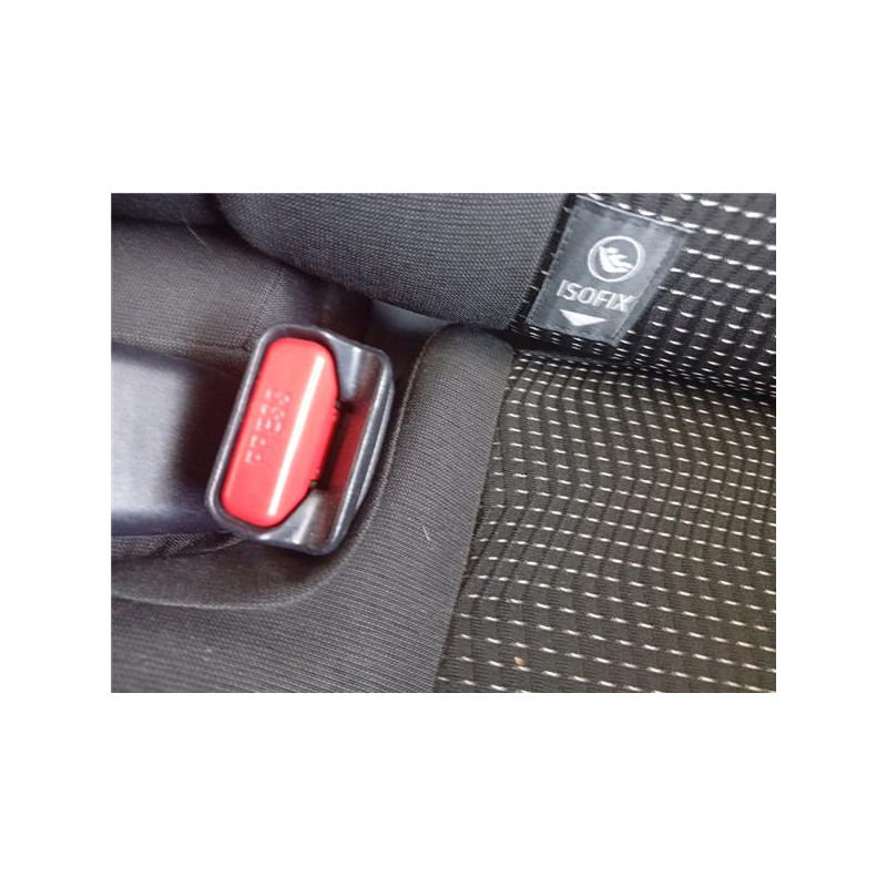 ANCLAJE CINTURON TRA. IZDO.