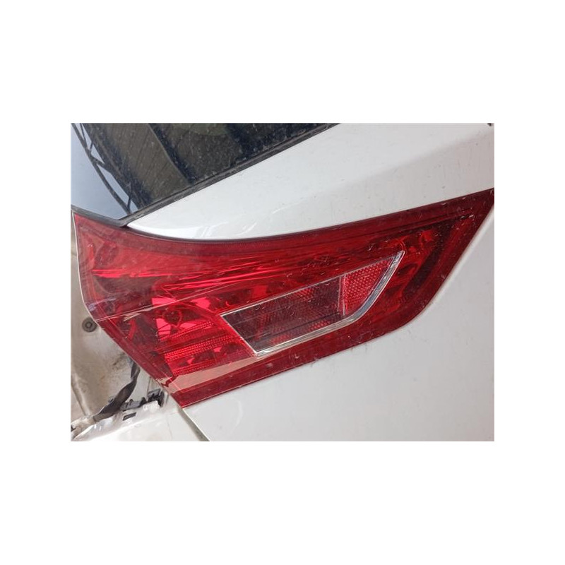 PILOTO PORTON TRA. IZDO.