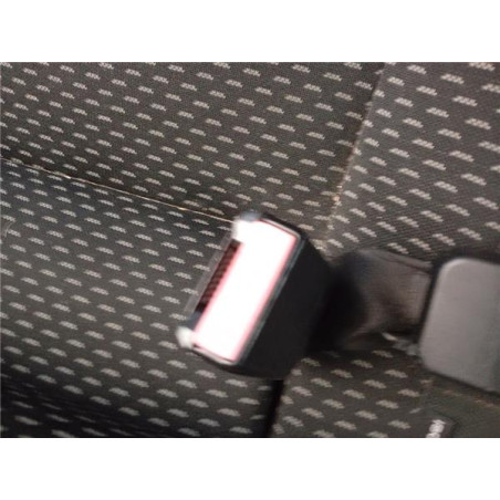 ANCLAJE CINTURON TRA. IZDO.