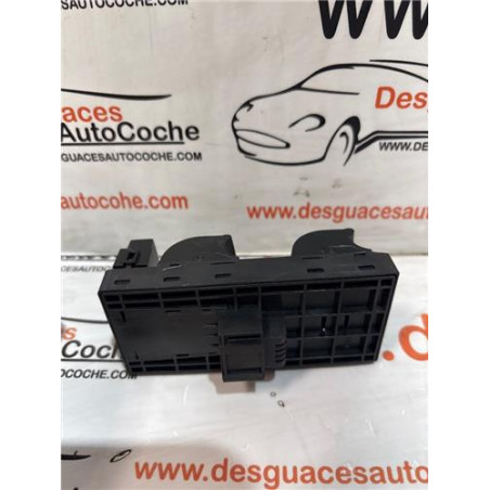 BOTONERA PUERTA DEL. IZDA.