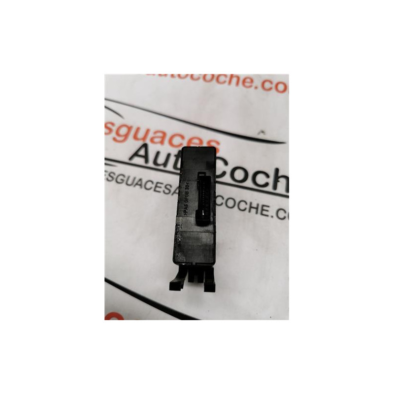 BOTONERA PUERTA DEL. DCHA.