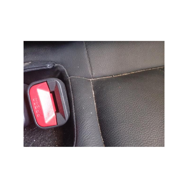 ANCLAJE CINTURON TRA. IZDO.