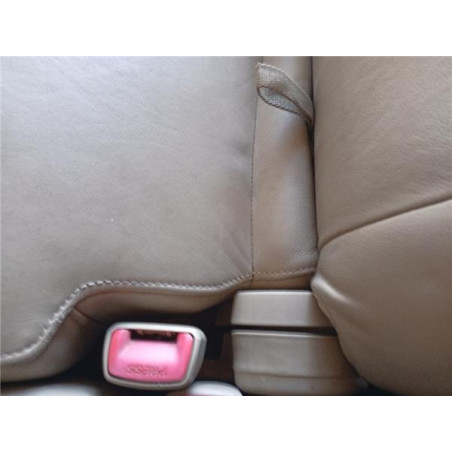 ANCLAJE CINTURON TRA. CENTRAL