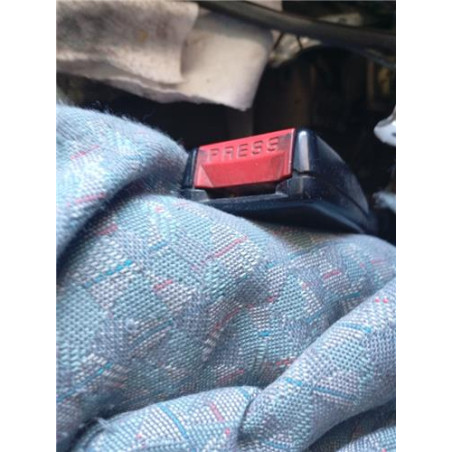 ANCLAJE CINTURON DEL. IZDO.