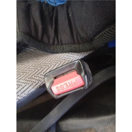 ANCLAJE CINTURON DEL. DCHO.