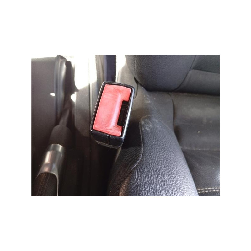 ANCLAJE CINTURON DEL. IZDO.