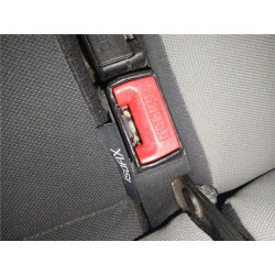 ANCLAJE CINTURON TRA. IZDO.