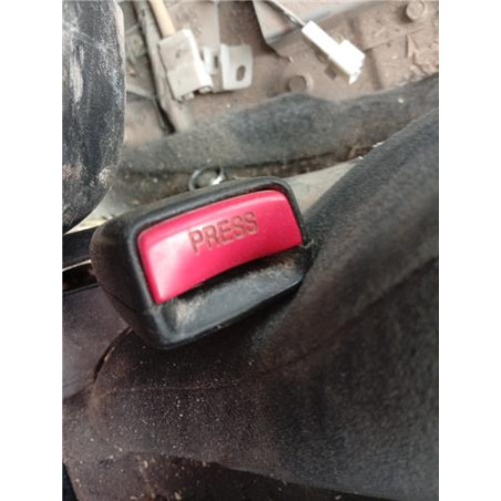 ANCLAJE CINTURON DEL. DCHO.