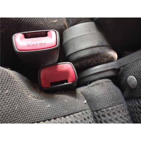 ANCLAJE CINTURON TRA. IZDO.