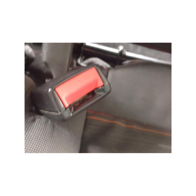 ANCLAJE CINTURON TRA. IZDO.