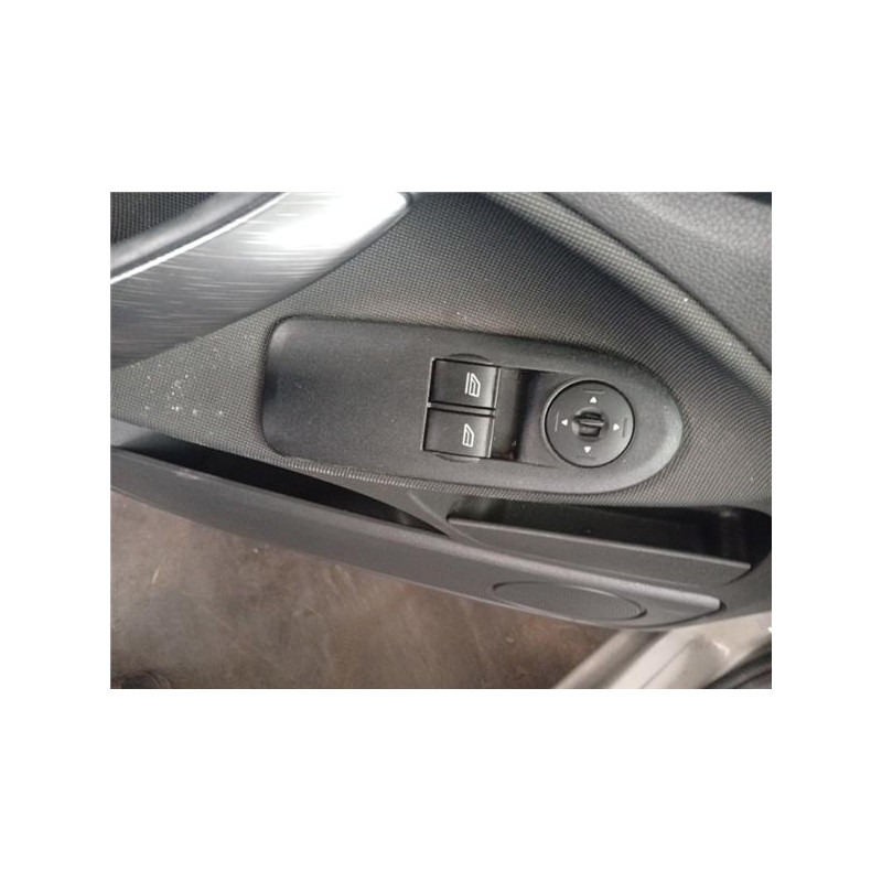 BOTONERA PUERTA DEL. IZDA.