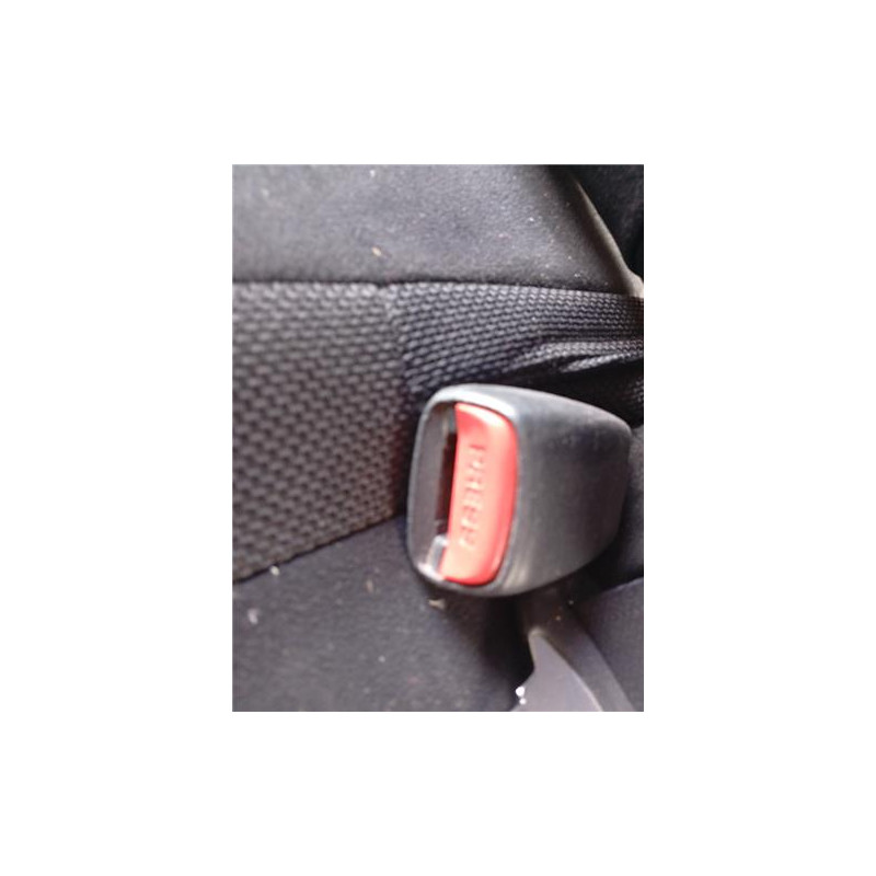 ANCLAJE CINTURON TRA. IZDO.