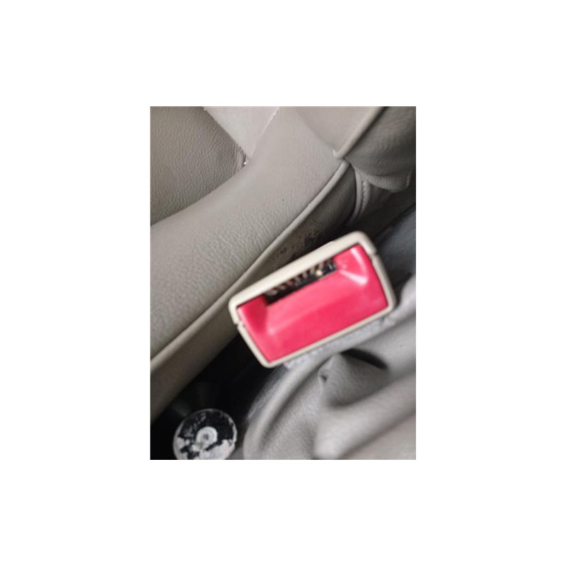 ANCLAJE CINTURON DEL. DCHO.