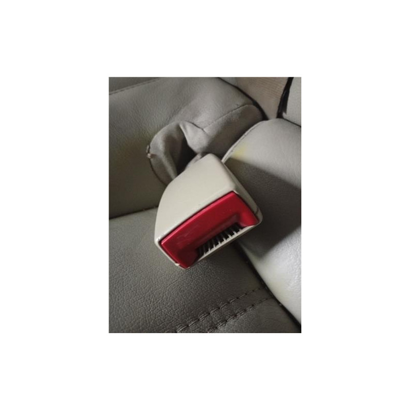 ANCLAJE CINTURON TRA. IZDO.