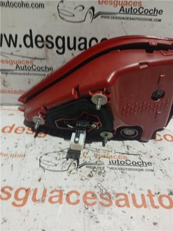 PILOTO PORTON TRA. DCHO.