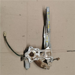 ELEVALUNAS ELECTRICO DEL. DCHO.