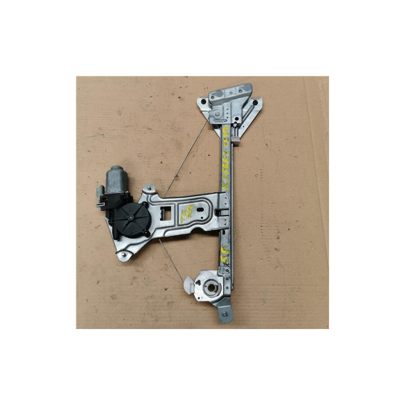 ELEVALUNAS ELECTRICO TRA. DCHO.