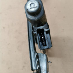 ELEVALUNAS ELECTRICO TRA. IZDO.