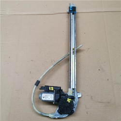 ELEVALUNAS ELECTRICO TRA. IZDO.