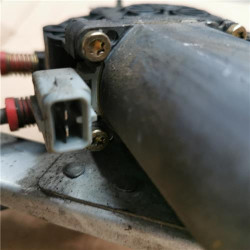 ELEVALUNAS ELECTRICO IZDO.