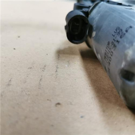 ELEVALUNAS ELECTRICO TRA. DCHO.