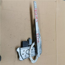 ELEVALUNAS ELECTRICO DEL. DCHO.