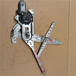 ELEVALUNAS ELECTRICO DEL. DCHO.