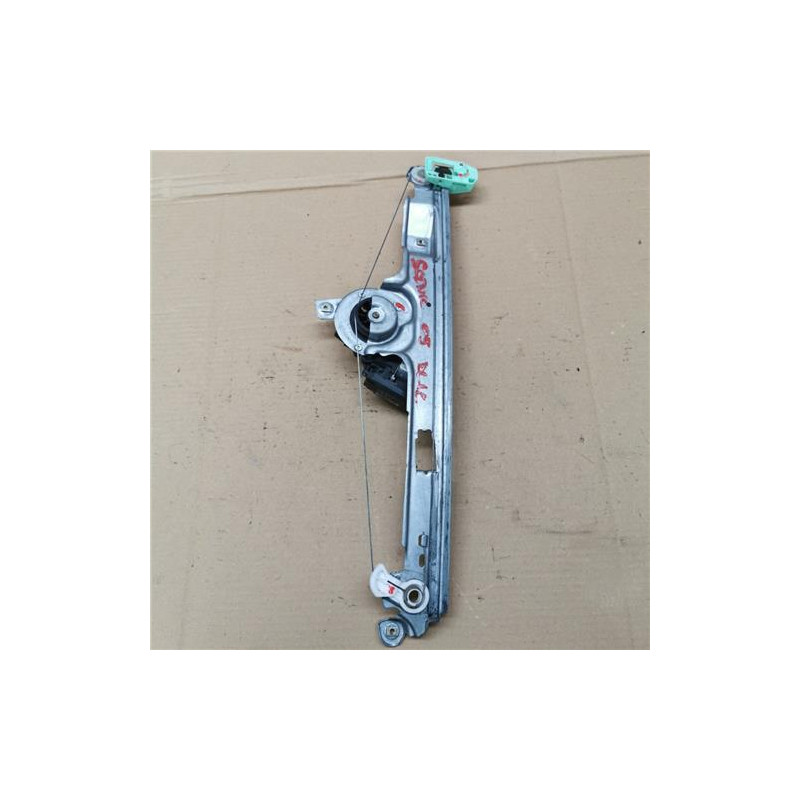 ELEVALUNAS ELECTRICO DEL. IZDO.